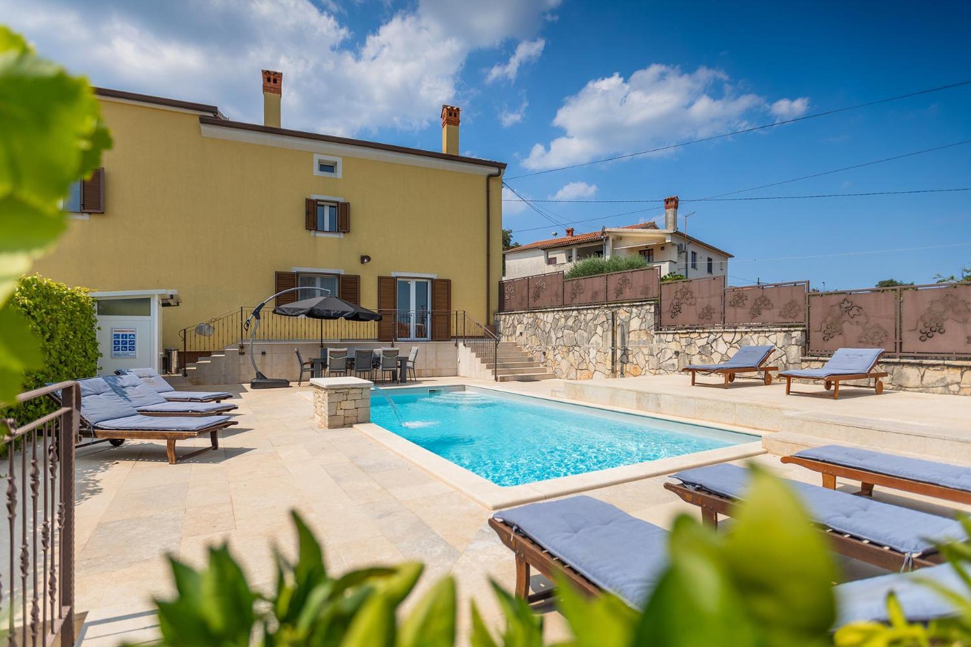 Villa Alberta Ровиньско село Экстерьер фото